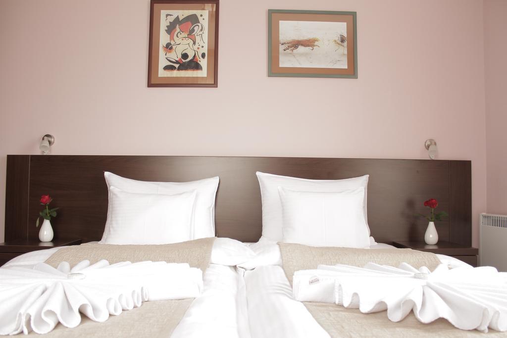 Solaris Resort วรินรัชกา บานยา ภายนอก รูปภาพ